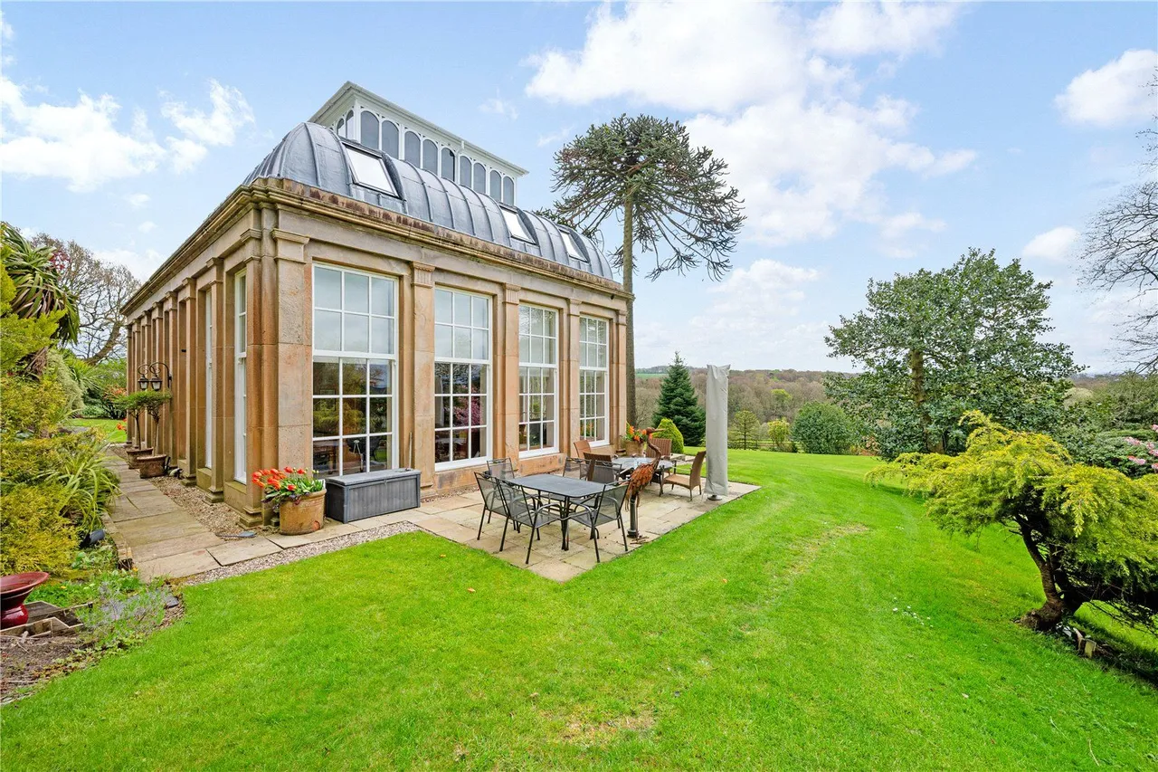 Woodfold Park, Mellor, BB2, photo 3