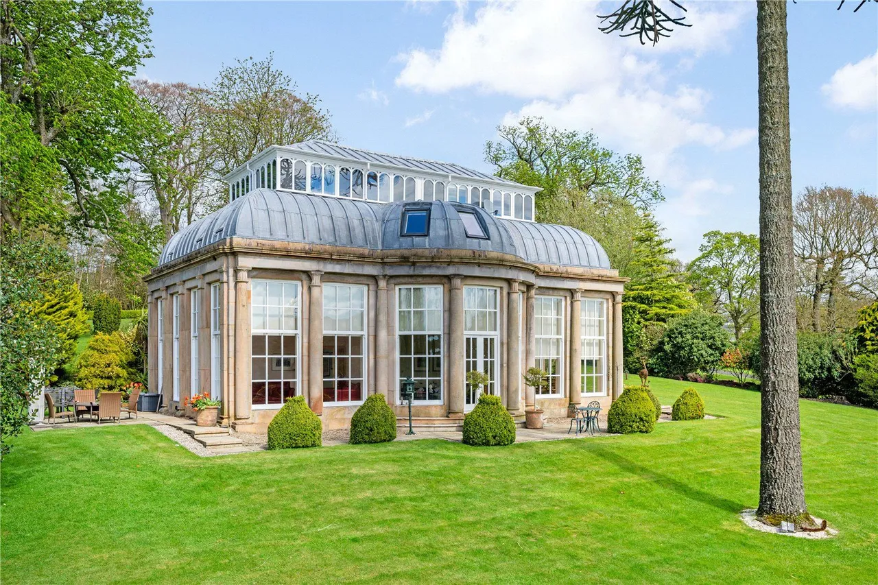 5 bed house for sale, Woodfold Park, Mellor, BB2
