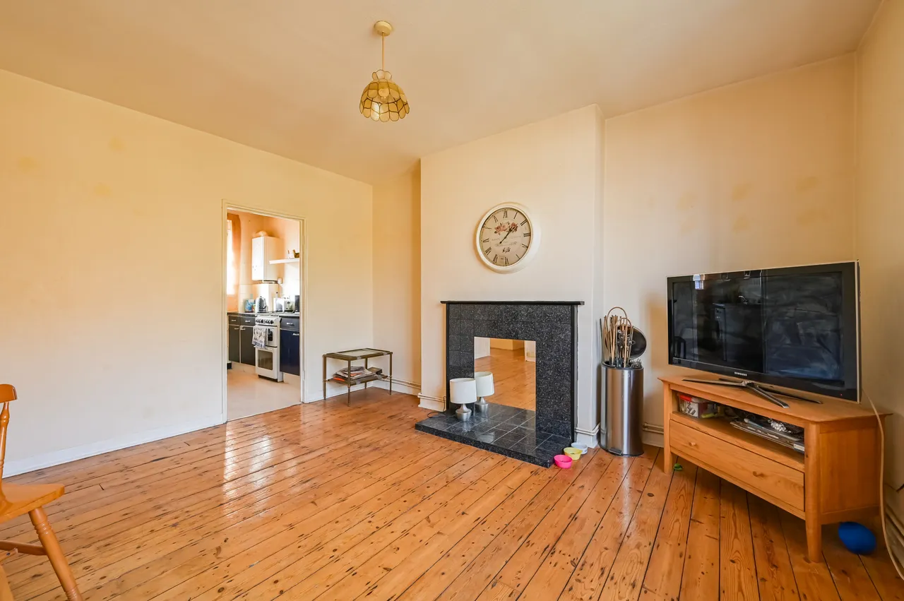 31 Antenor House, Old Bethnal Green Road, London, photo 10