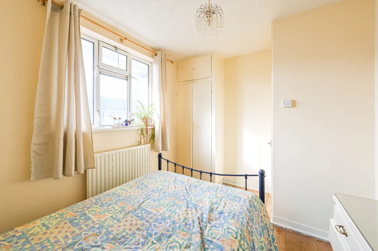 31 Antenor House, Old Bethnal Green Road, London, photo 7