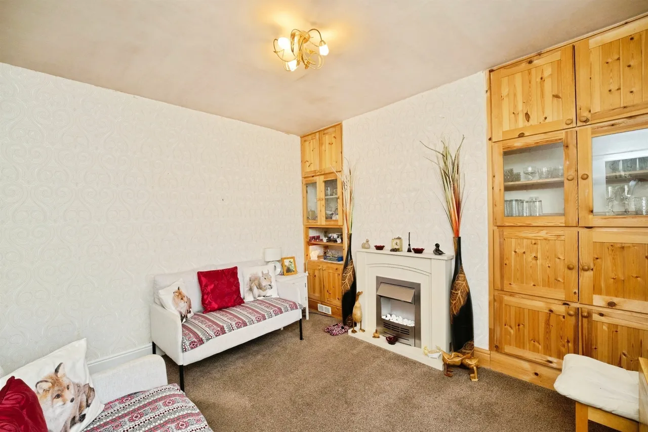 Mayville Avenue, Sandbeds, Keighley, photo 5