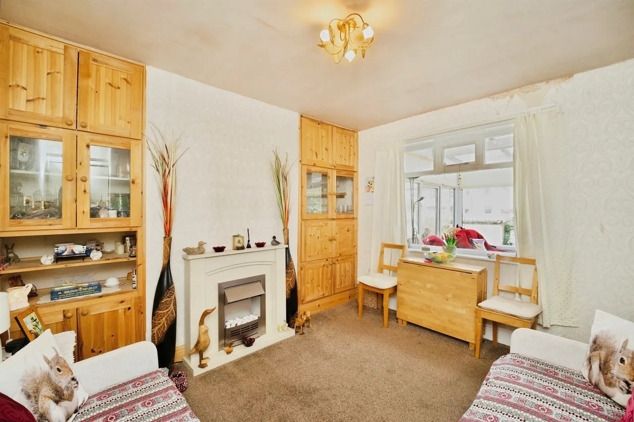 Mayville Avenue, Sandbeds, Keighley, photo 6