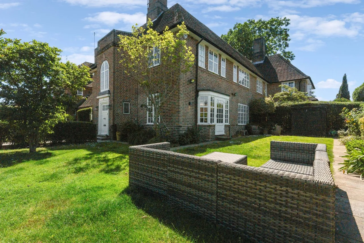 Cotman Close, Hampstead Garden Suburb, NW11, photo 22