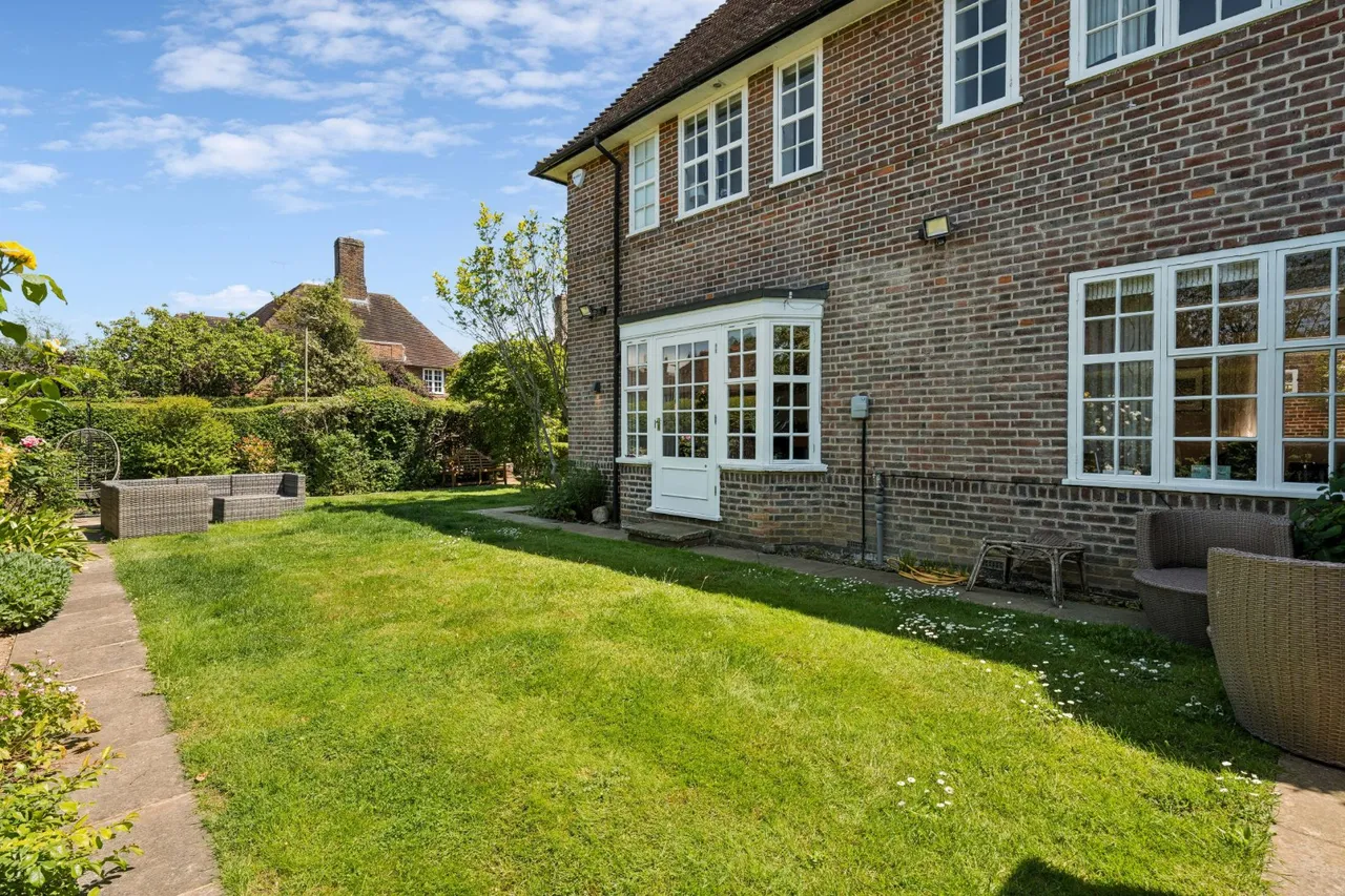 Cotman Close, Hampstead Garden Suburb, NW11, photo 21