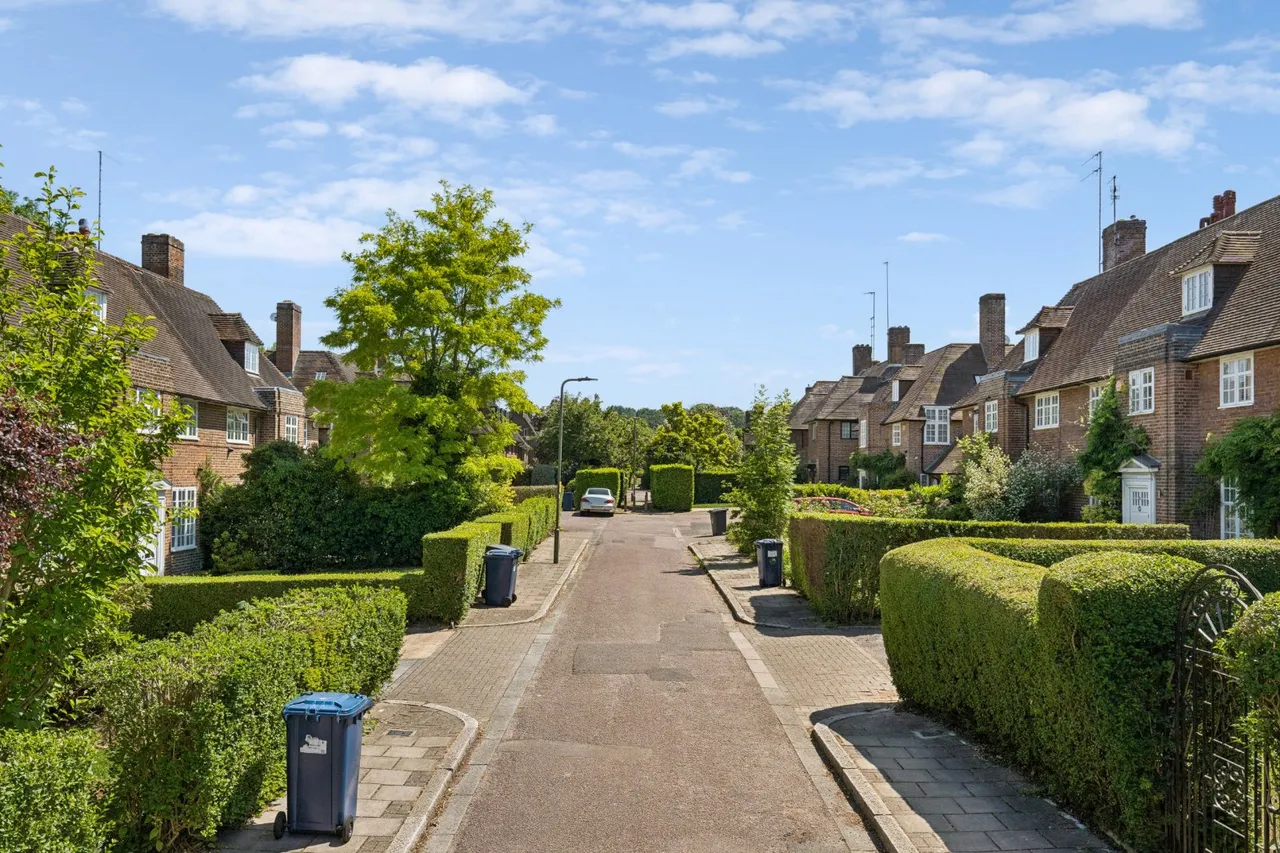 Cotman Close, Hampstead Garden Suburb, NW11, photo 7