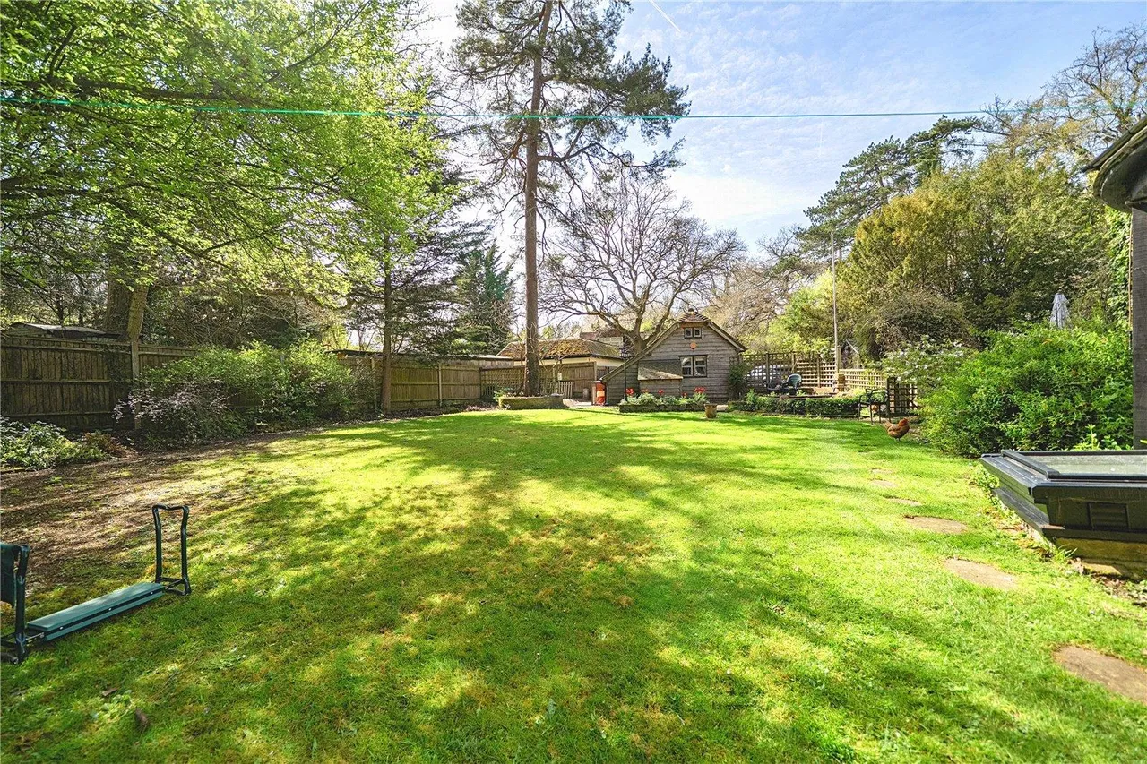 Shire Lane, BR6, photo 16