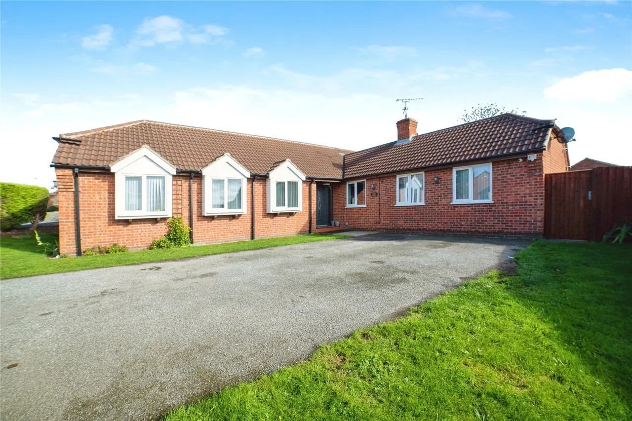 The Hollies, Rainworth, Mansfield, NG21, photo 8