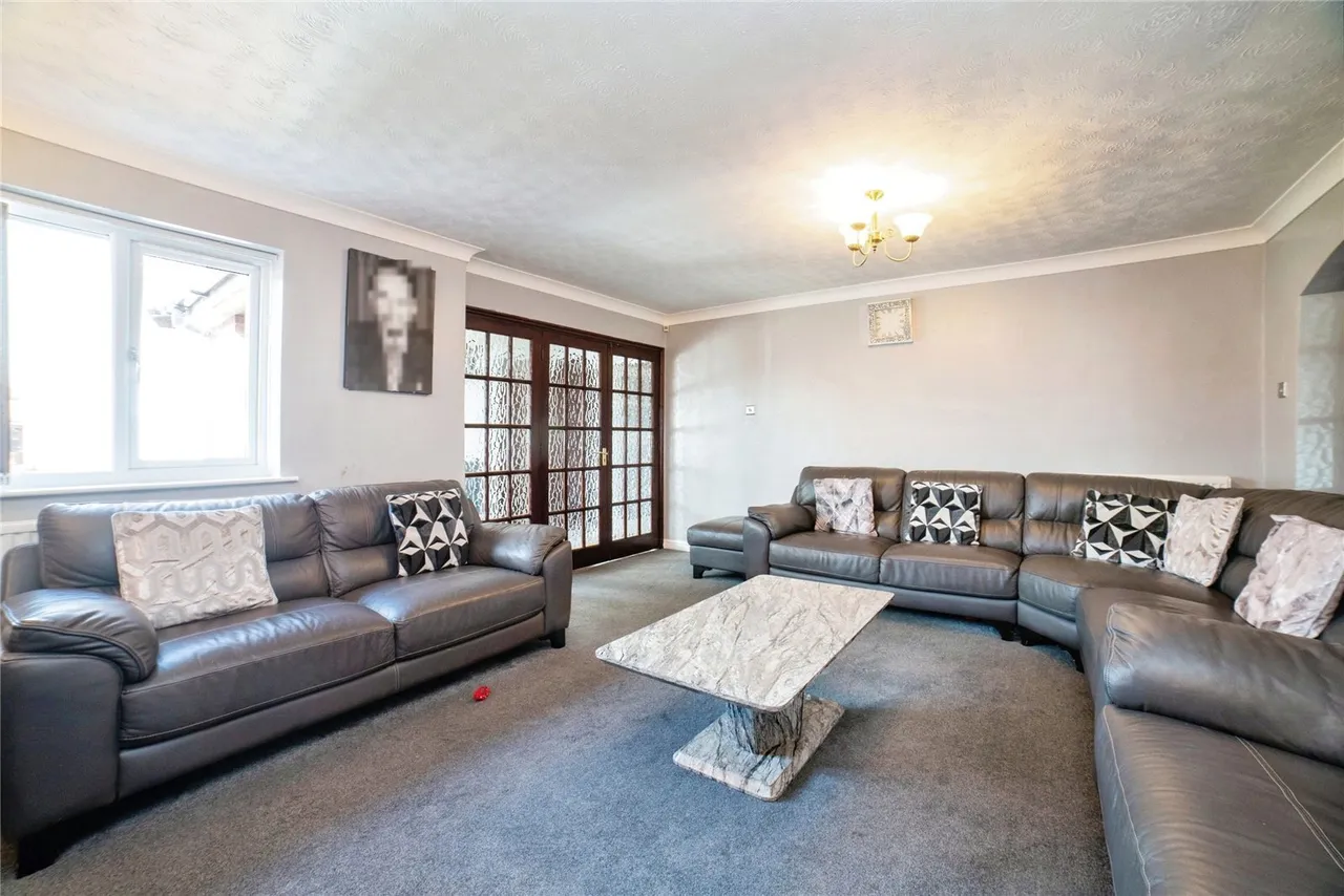 The Hollies, Rainworth, Mansfield, NG21, photo 9