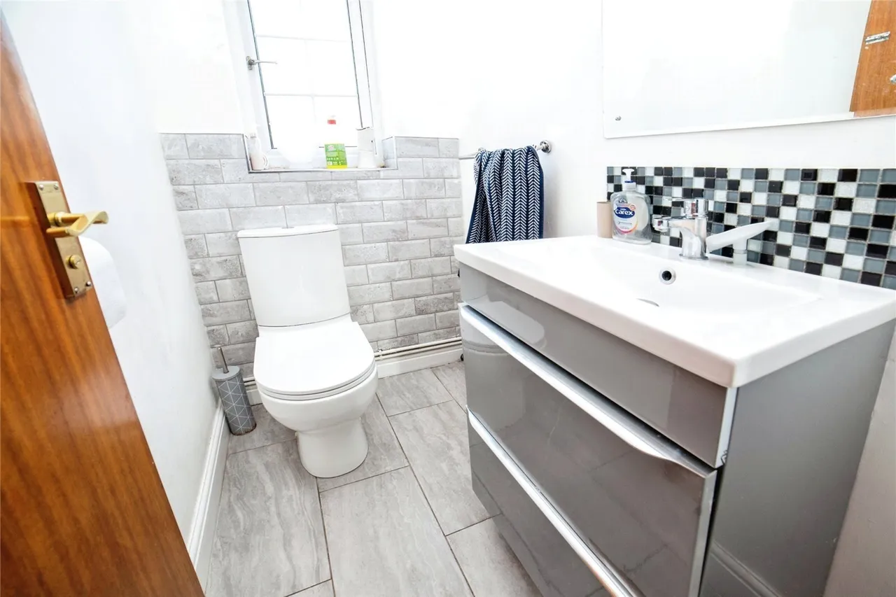 The Hollies, Rainworth, Mansfield, NG21, photo 18