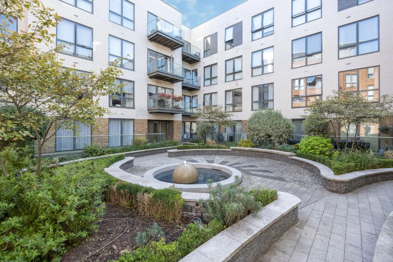 2 bed flat for sale, Brewery Lane, Twickenham, TW1