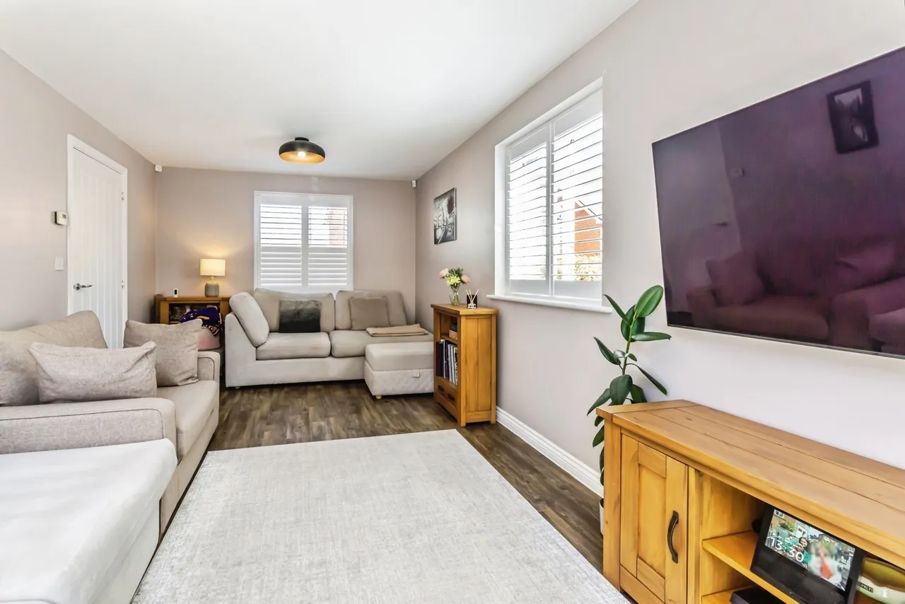 Tanners Way, Faygate, RH12, photo 7