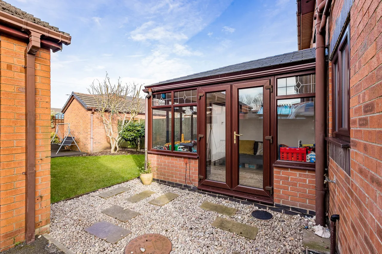 2b Hazelhurst Grove, Ashton-In-Makerfield, Wigan, Wigan, WN4 8RH, photo 18
