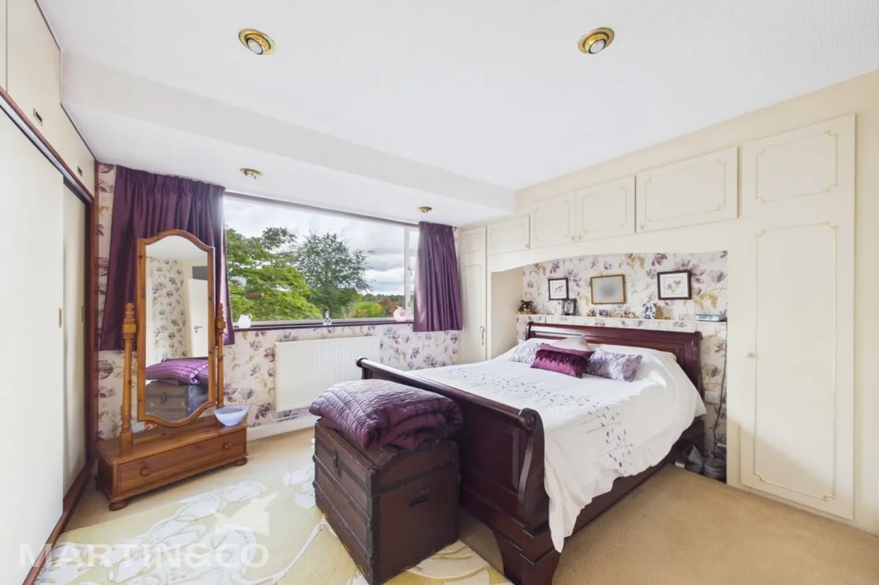 St. James Way, Sidcup DA14, photo 11