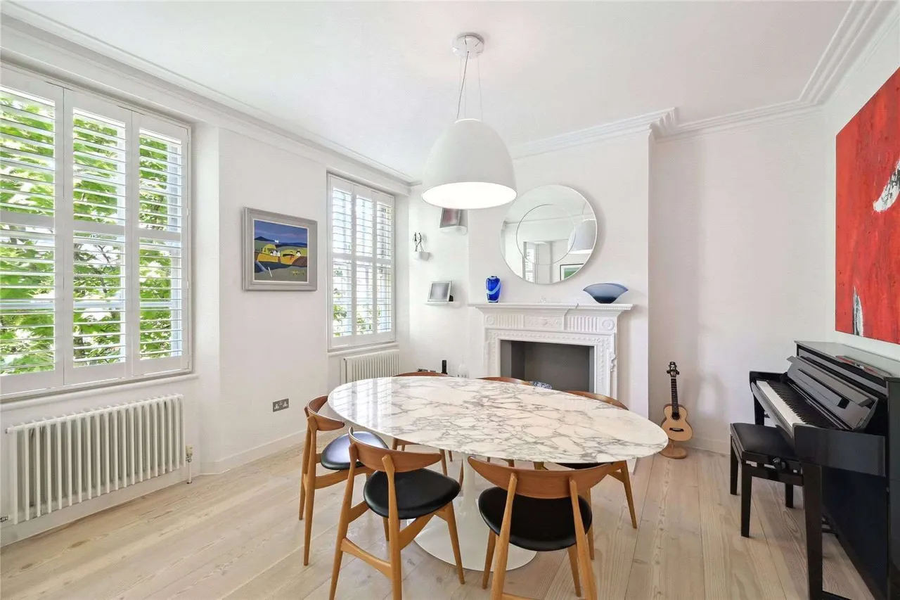 Old Brompton Road, London, SW5, photo 2
