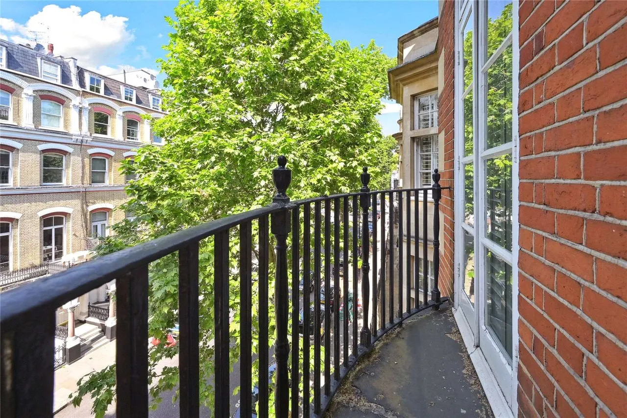 Old Brompton Road, London, SW5, photo 13
