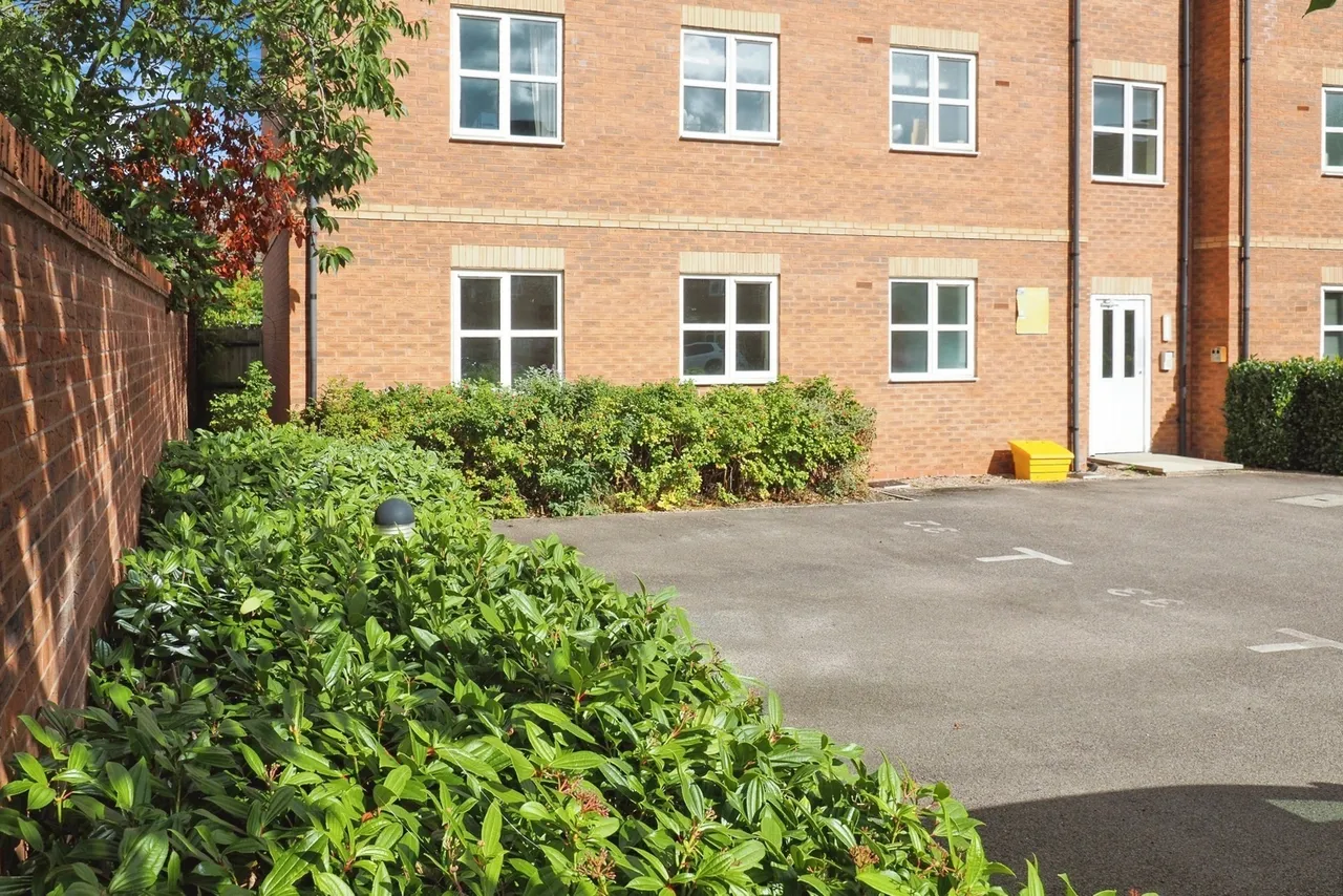 Thompson Court, Chilwell, Beeston, Nottingham, NG9, photo 3