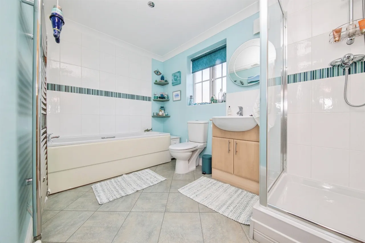 Mayhew Road, Rendlesham, Woodbridge, photo 10