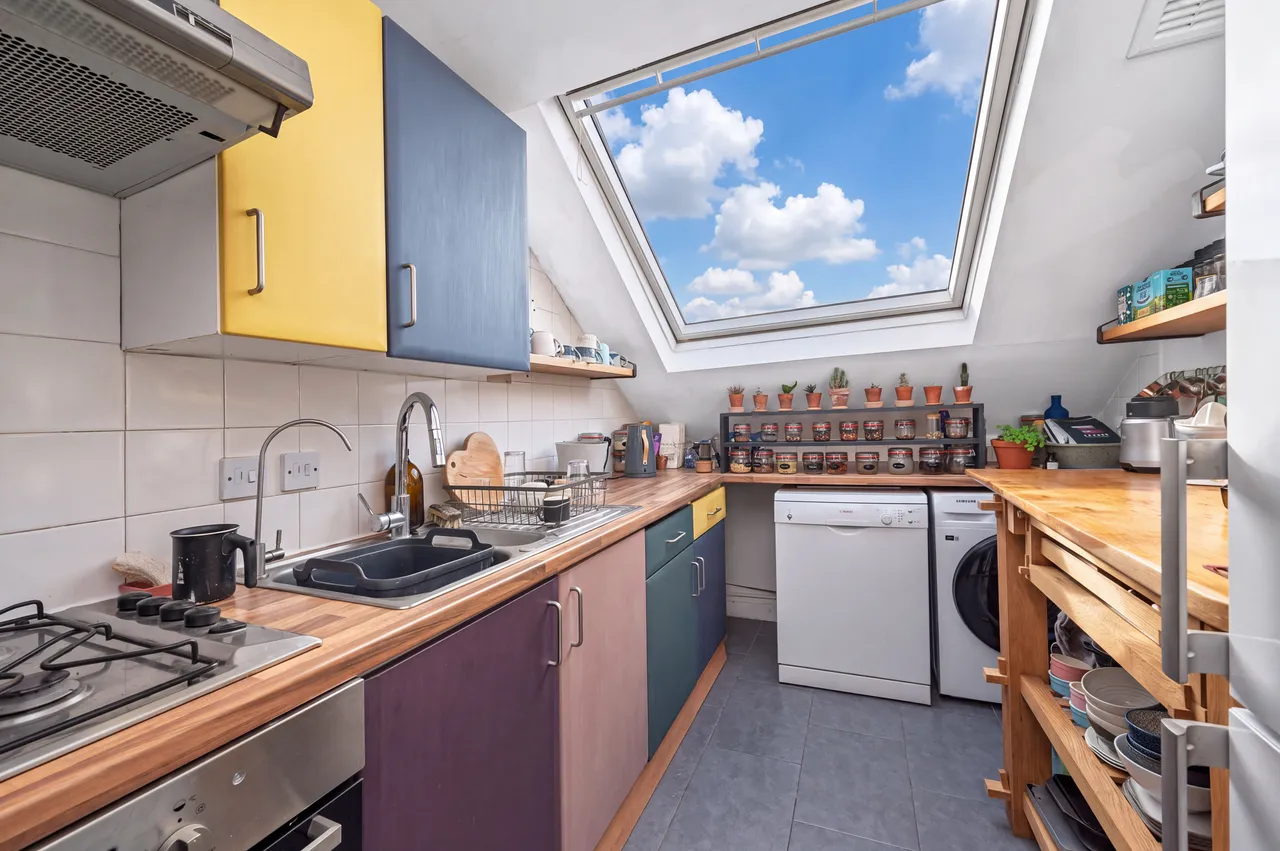 London, NW3, photo 6