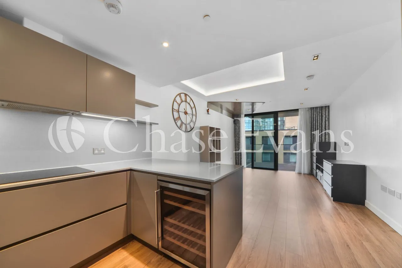Cashmere House, Goodman's Fields, Leman Street, Aldgate, London, E1, photo 3