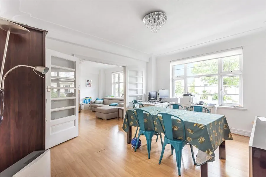College Crescent, London, NW3, photo 3