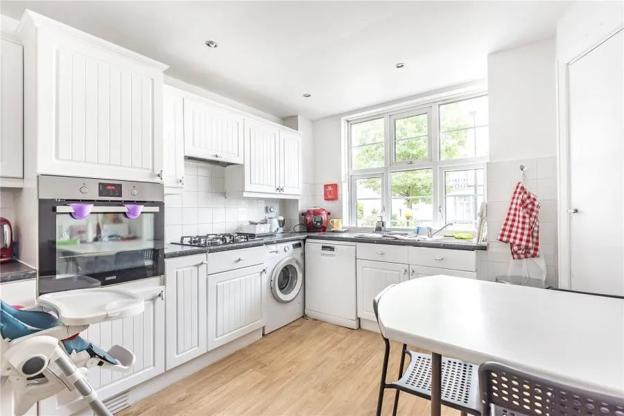 College Crescent, London, NW3, photo 2