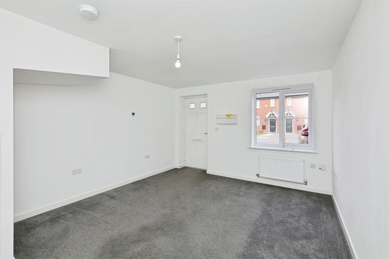 Portchester Drive, Boulton Moor, DE24, photo 4