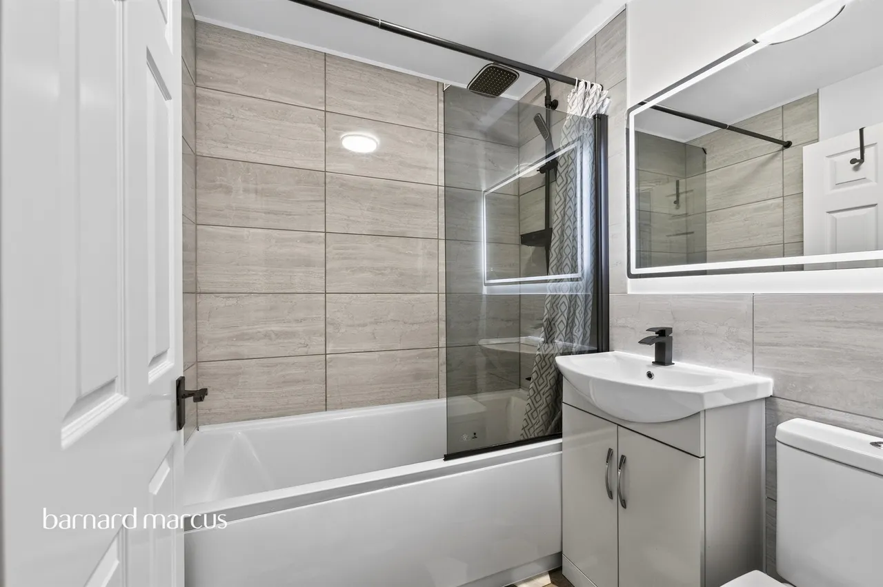 Horsham Road, Dorking, RH4, photo 7