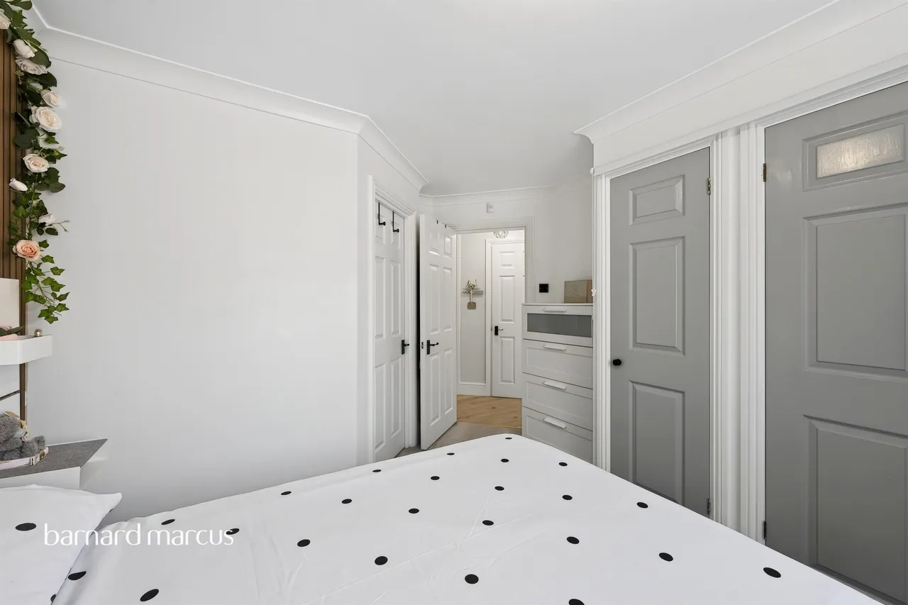 Horsham Road, Dorking, RH4, photo 5