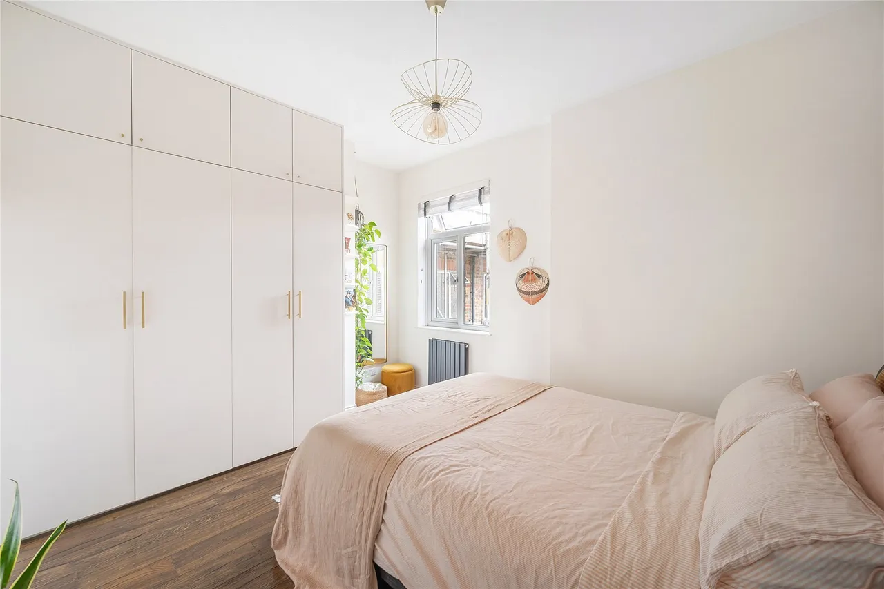 Aylmer Road, London, W12, photo 17