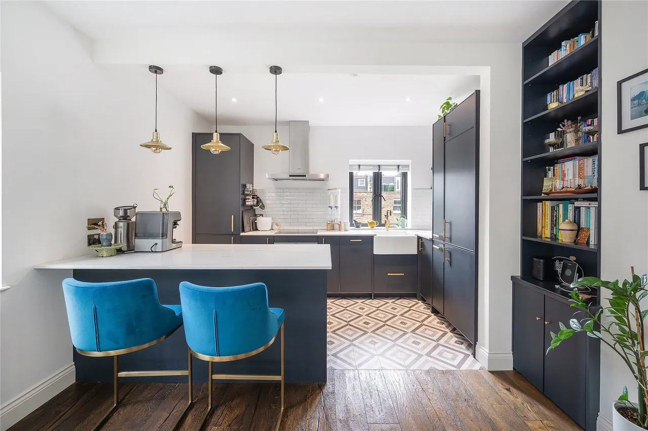 Aylmer Road, London, W12, photo 14
