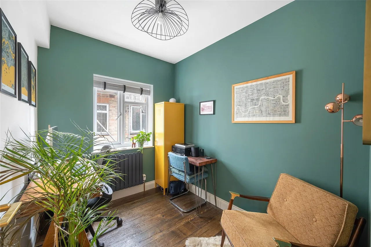 Aylmer Road, London, W12, photo 21