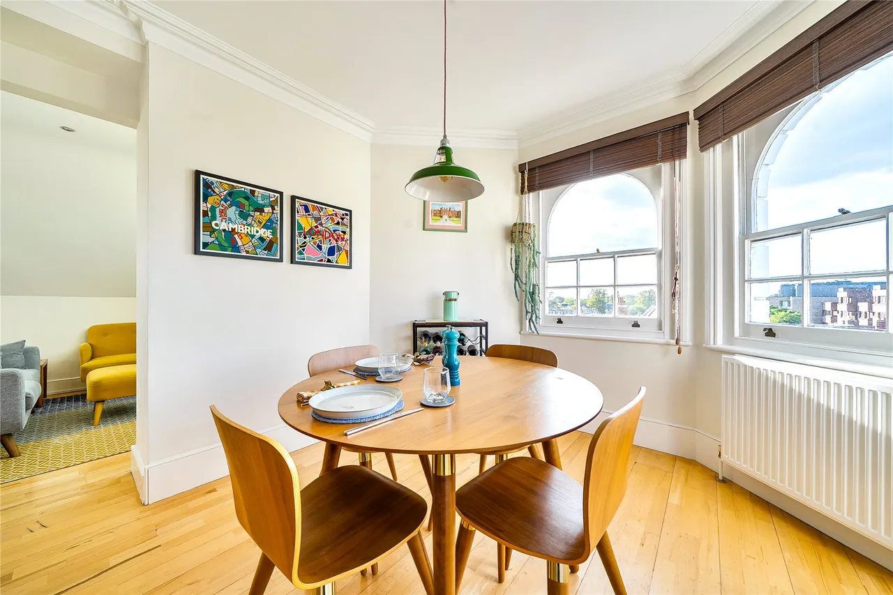 Brighton Road, Surbiton, KT6, photo 5