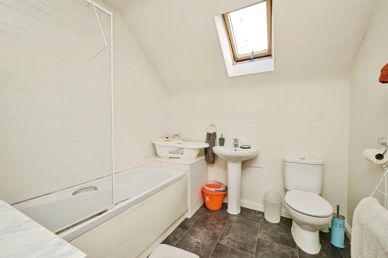 Manor Drive, Peterborough, PE4, photo 11