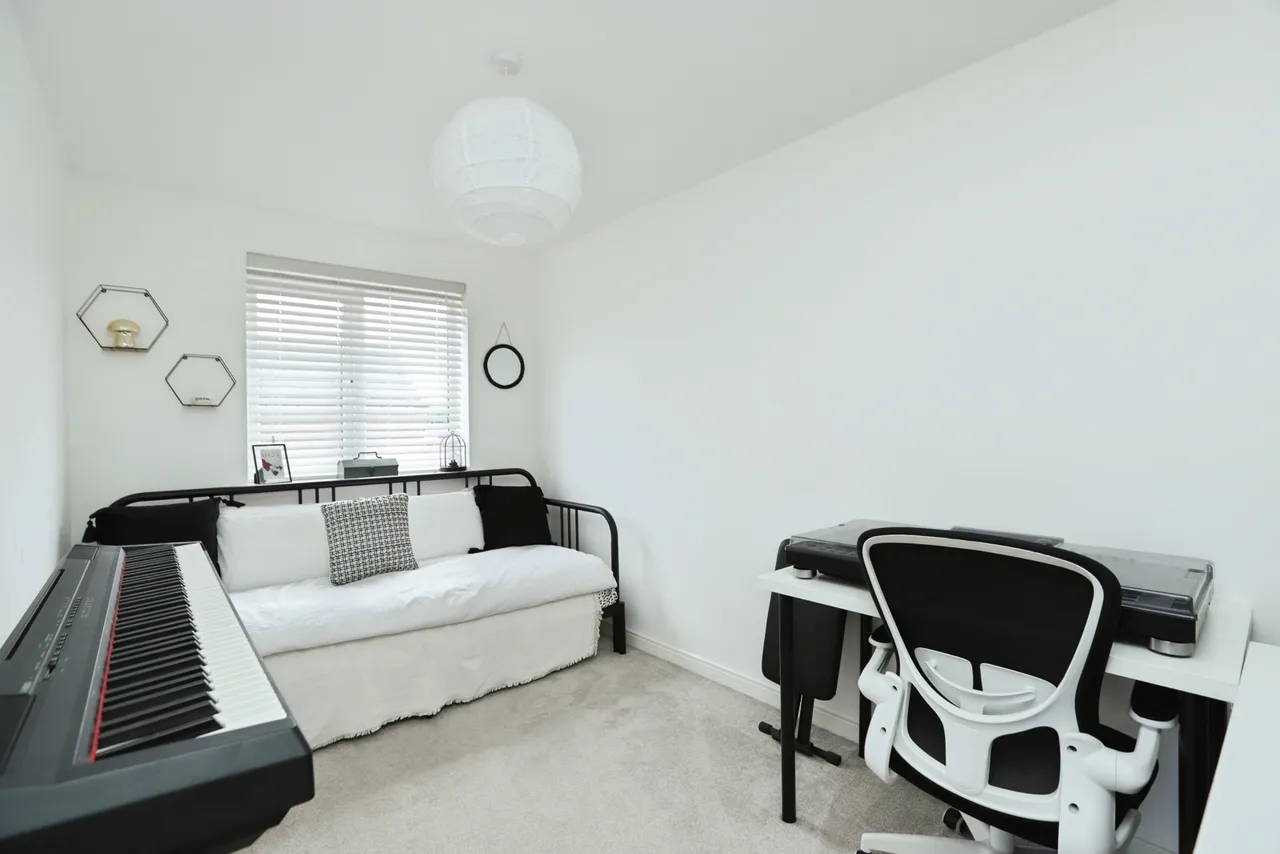 Sidings Drive, Denaby Main, Doncaster, South Yorkshire, DN12, photo 9