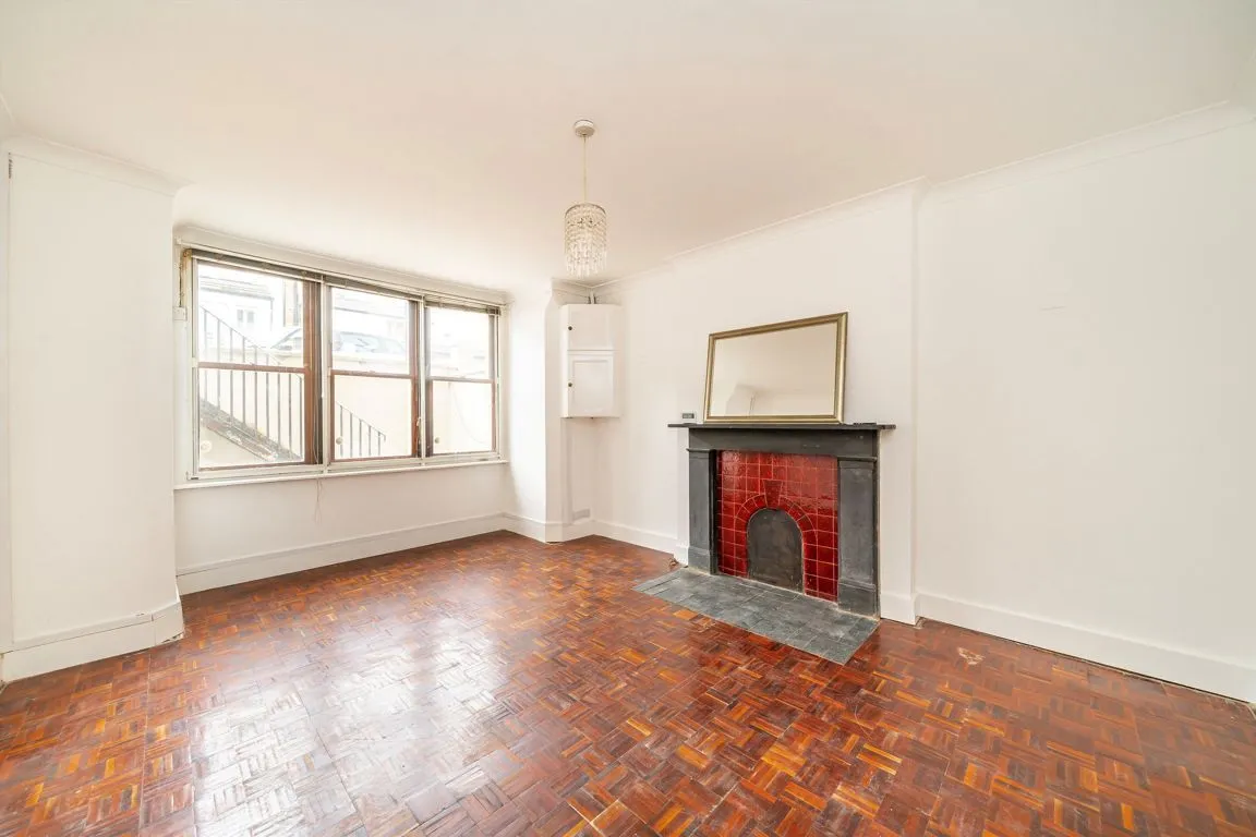 Lothair Road, W5, photo 2