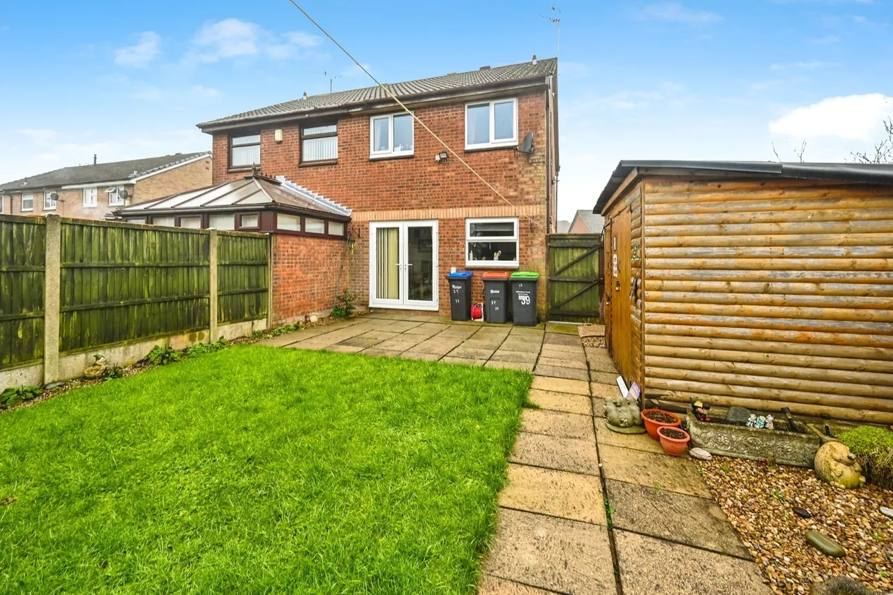 Gleneagles Drive, Kirkby-in-Ashfield, NG17, photo 14