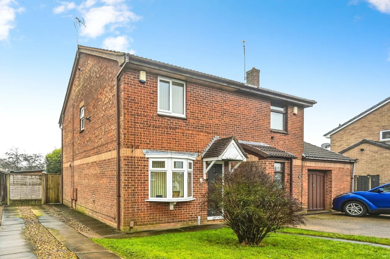 Gleneagles Drive, Kirkby-in-Ashfield, NG17, photo 16