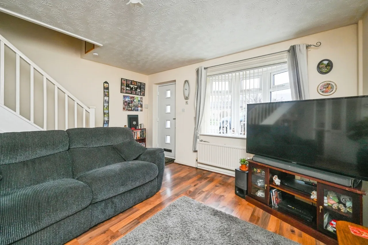 Gleneagles Drive, Kirkby-in-Ashfield, NG17, photo 6