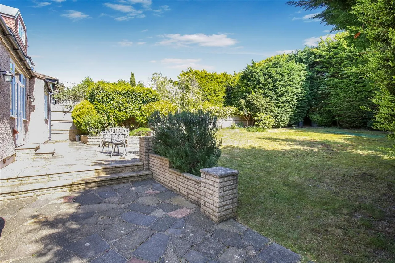 Buckland Road, Cheam, SM2 7LP, photo 11