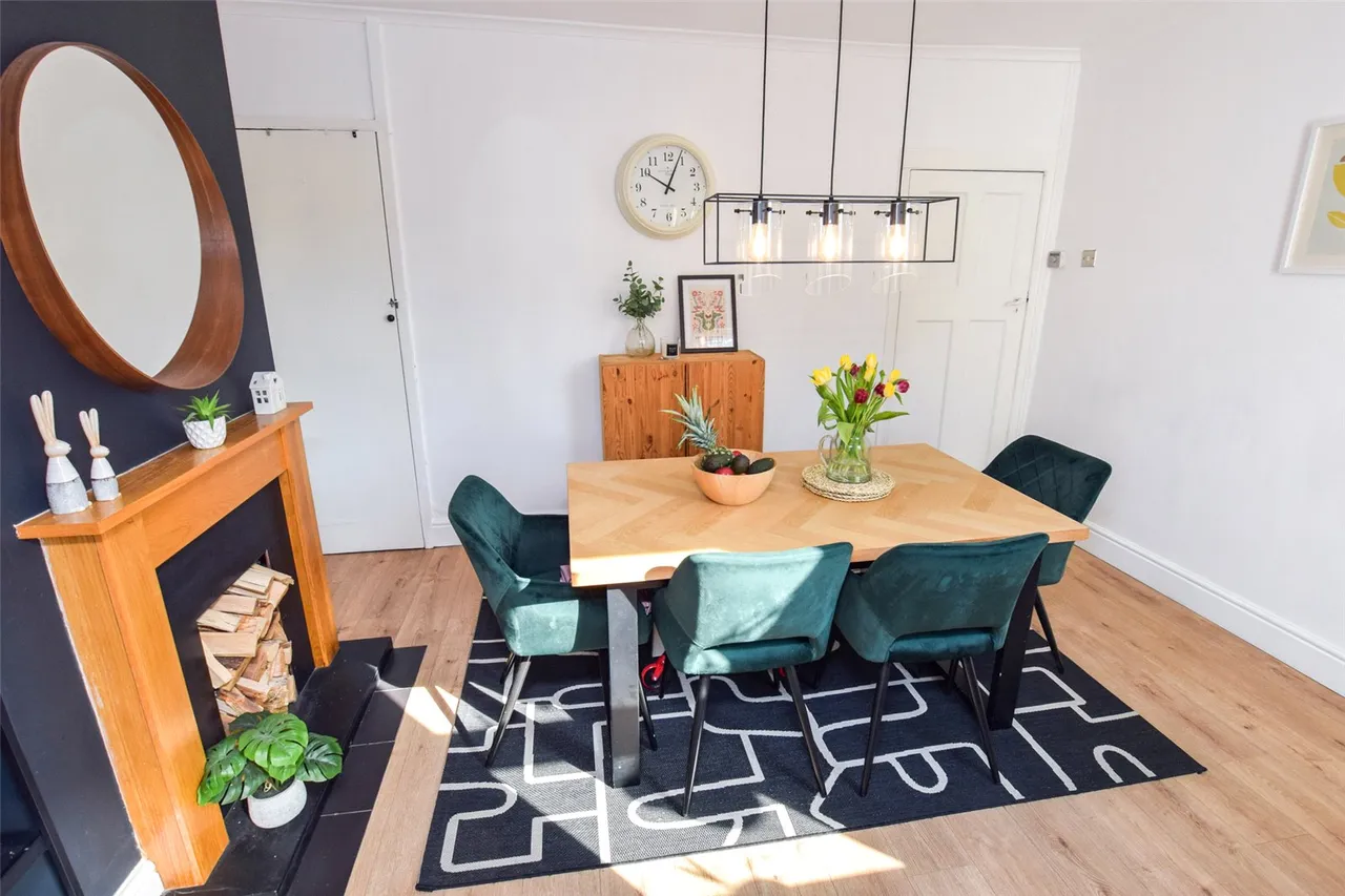 Queens Road, Farnborough, Hampshire, GU14 6JN, photo 5