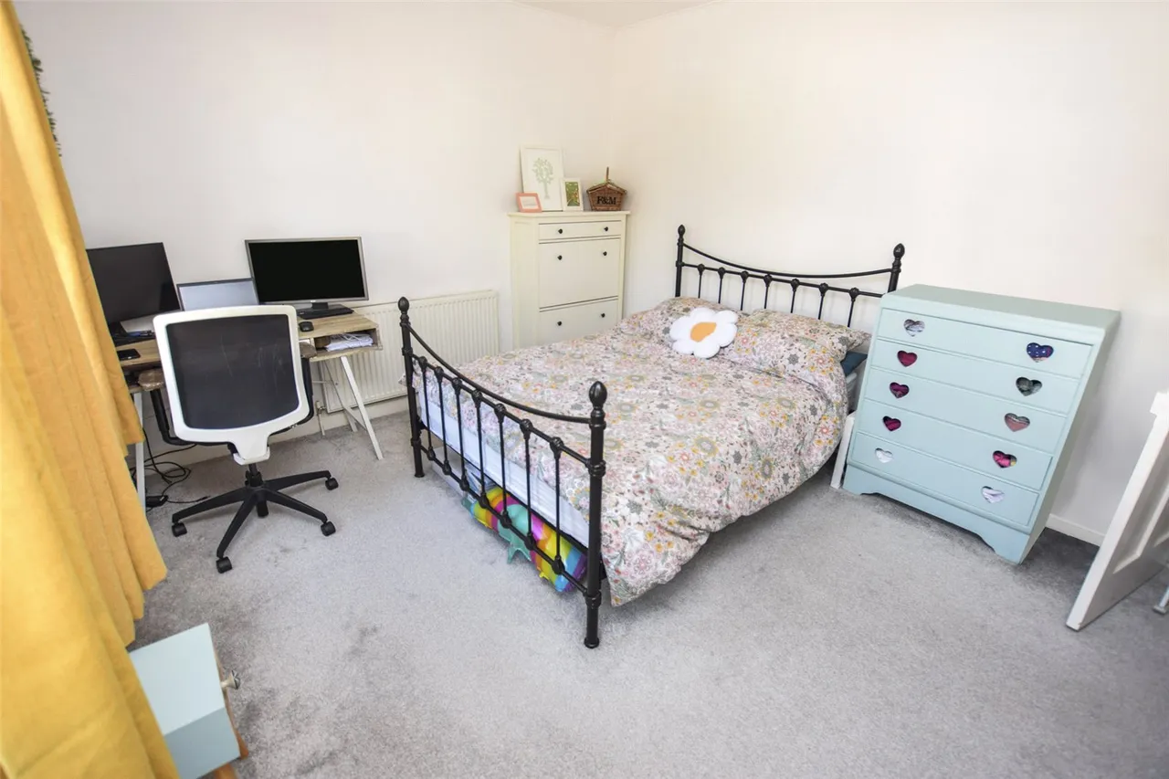 Queens Road, Farnborough, Hampshire, GU14 6JN, photo 7