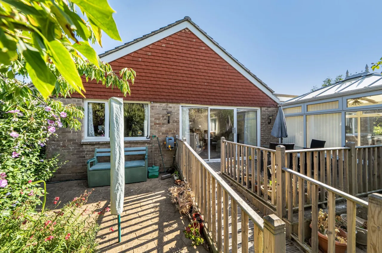 Caledon Avenue, Felpham, PO22, photo 16