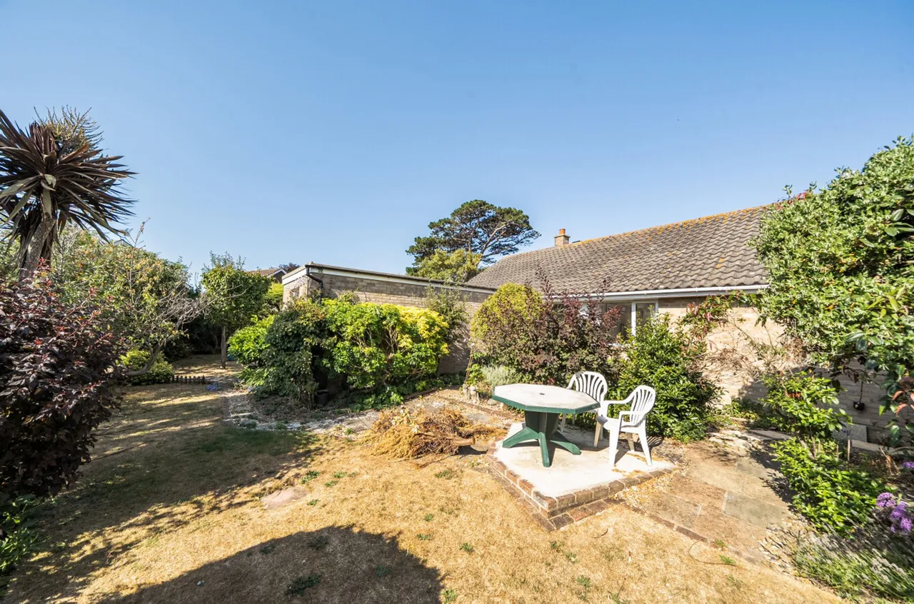 Caledon Avenue, Felpham, PO22, photo 20