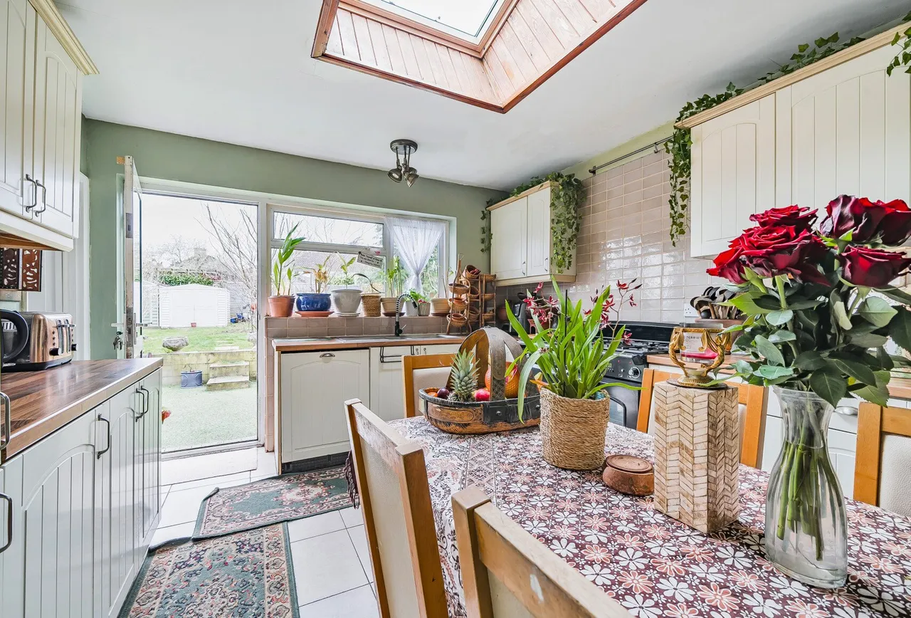 Bath Road, Longwell Green, BS30 9DB, photo 7