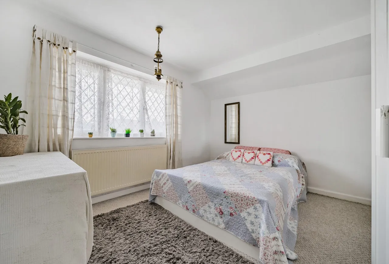 Bath Road, Longwell Green, BS30 9DB, photo 21