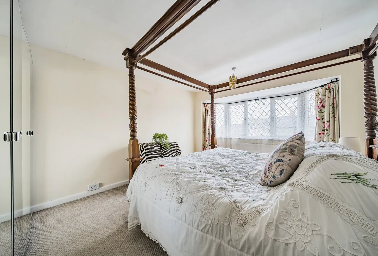 Bath Road, Longwell Green, BS30 9DB, photo 18