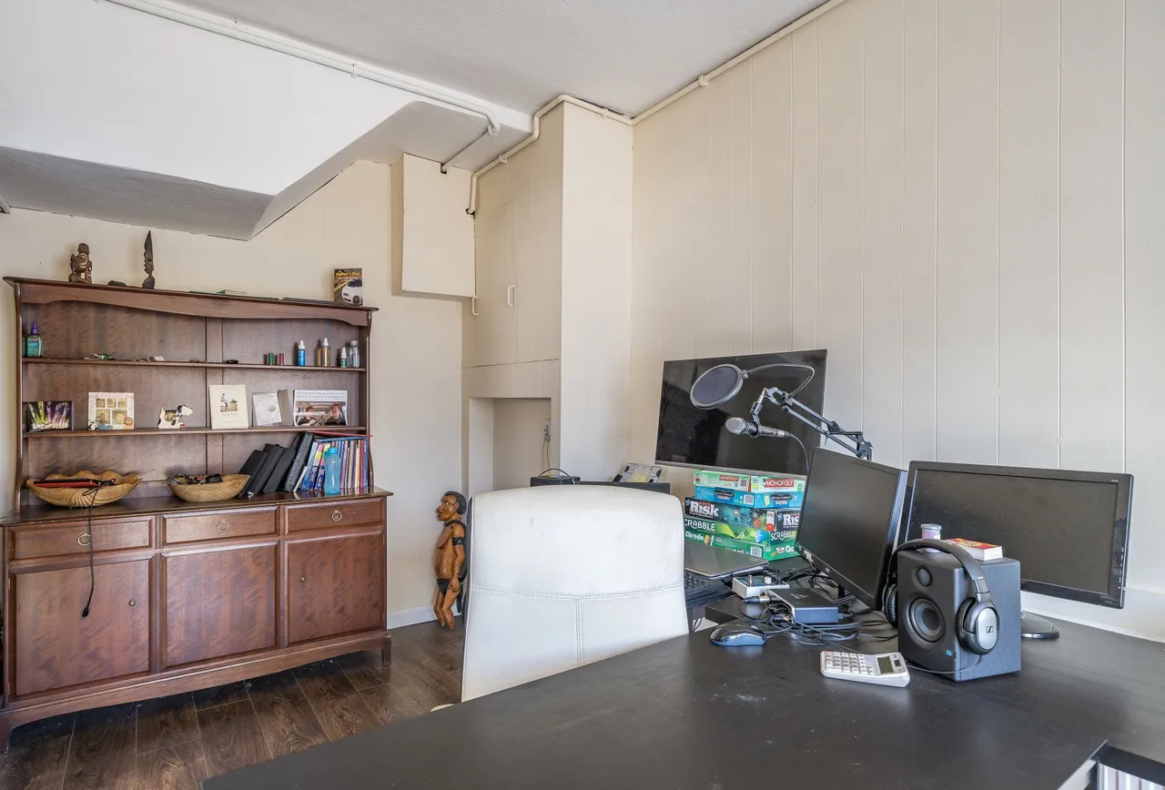 Bath Road, Longwell Green, BS30 9DB, photo 13