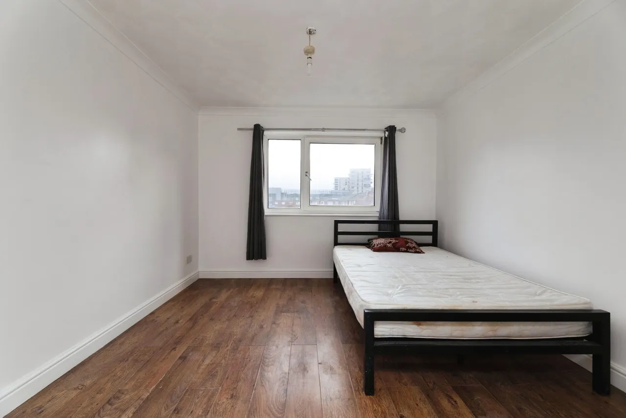 Linsdell Road, Barking, IG11, photo 10