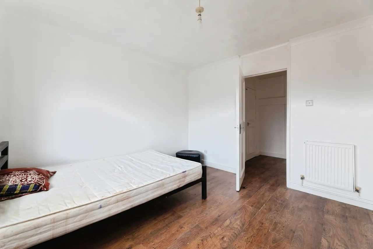 Linsdell Road, Barking, IG11, photo 13