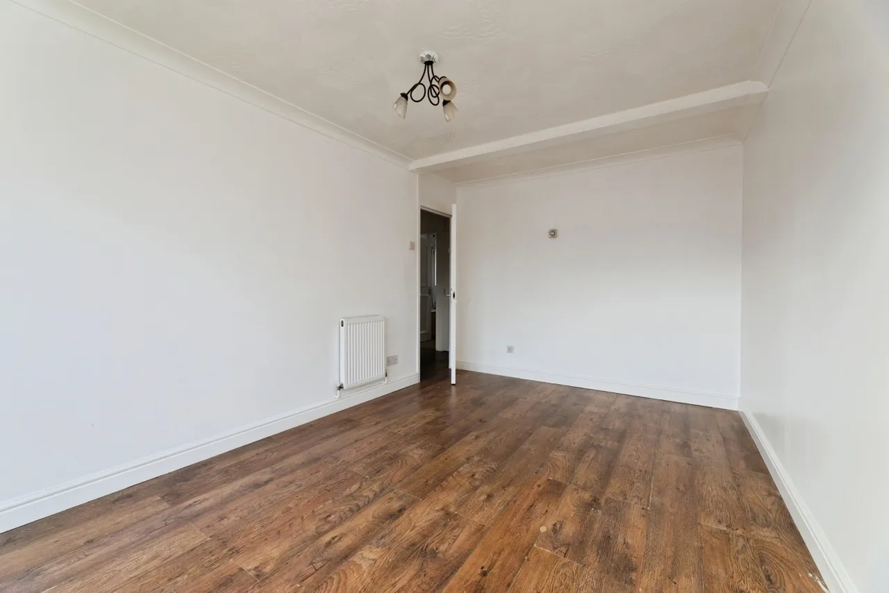 Linsdell Road, Barking, IG11, photo 5